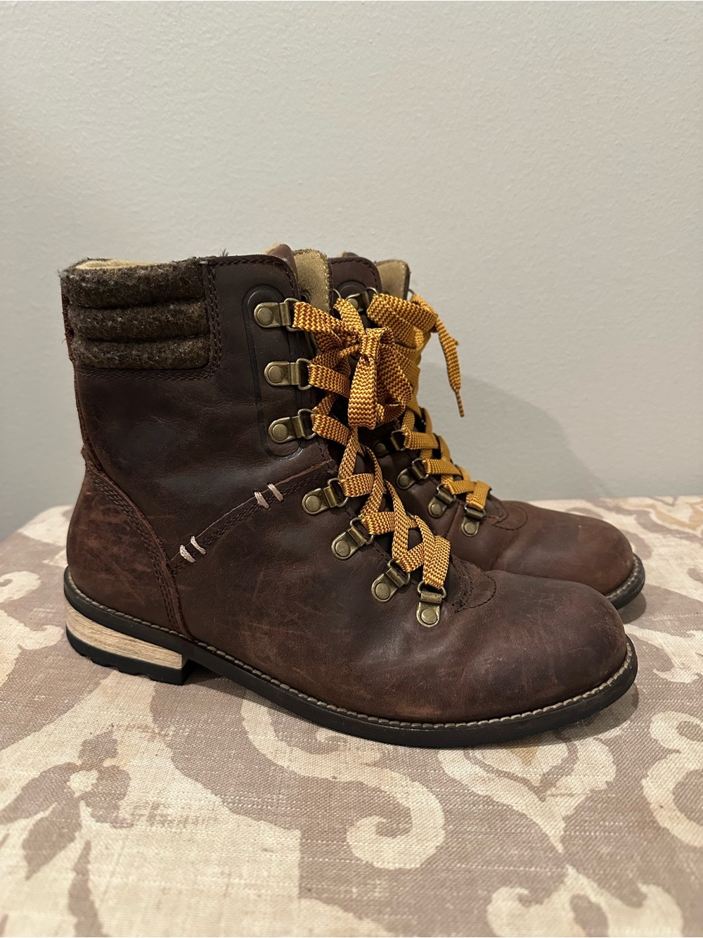 Kodiak Waterproof Surrey li Brown Boots size 8.5